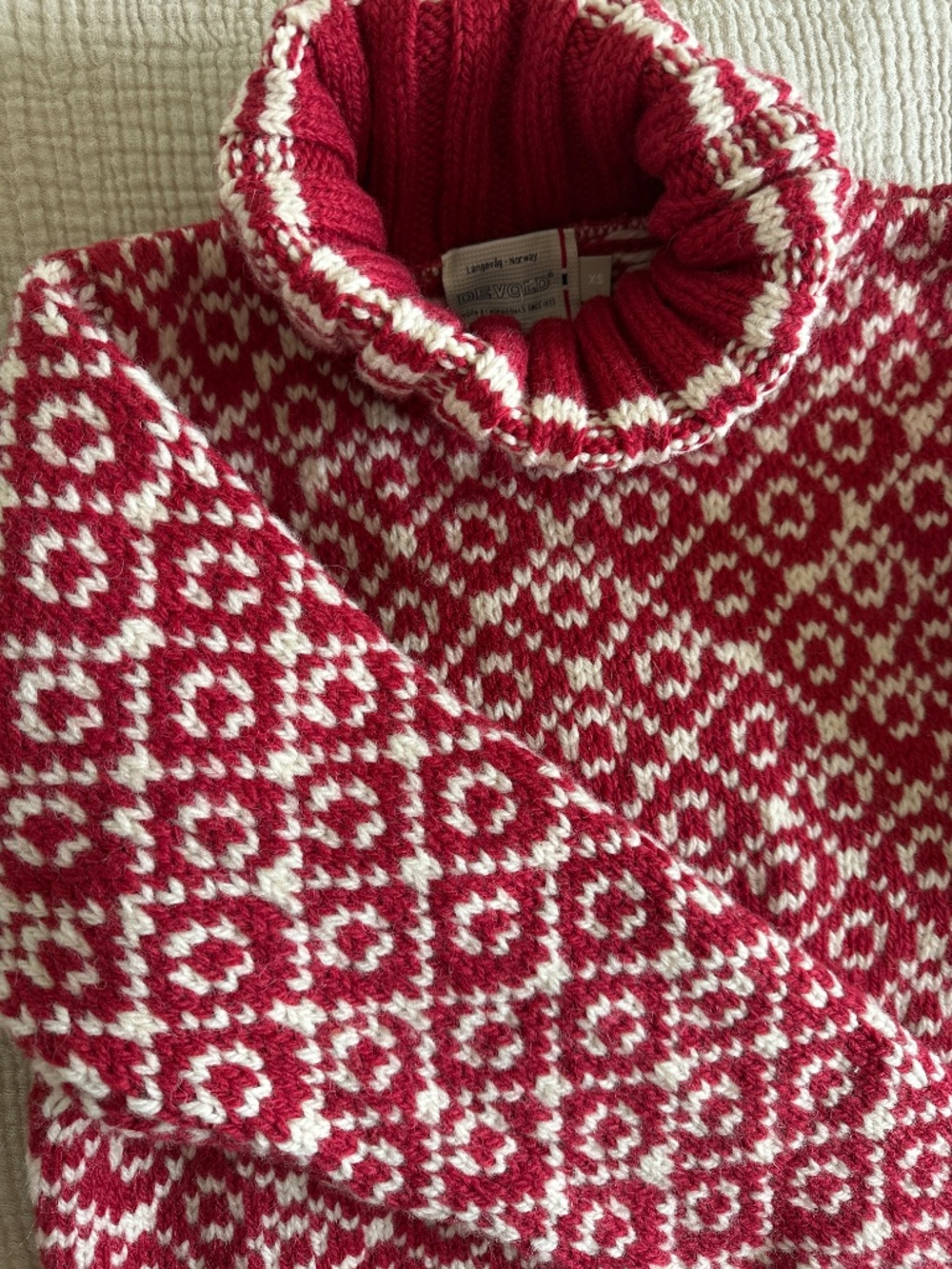 Devold 100% Wool High-Neck Sweater - Picture 2 of 6